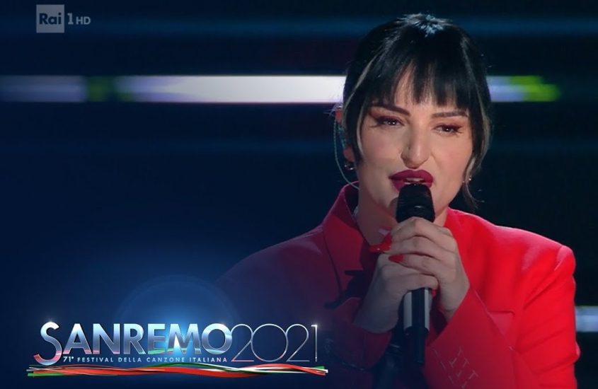 IL FATTO QUOTIDIANO – Sanremo: Arisa la nostra migliore cantante; Fasma, come sbagliare tutto
